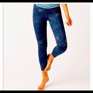 Zyia leggings size 6-8 in excellent condition!